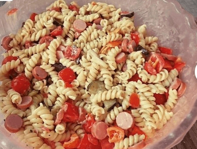 Klassischer Nudelsalat